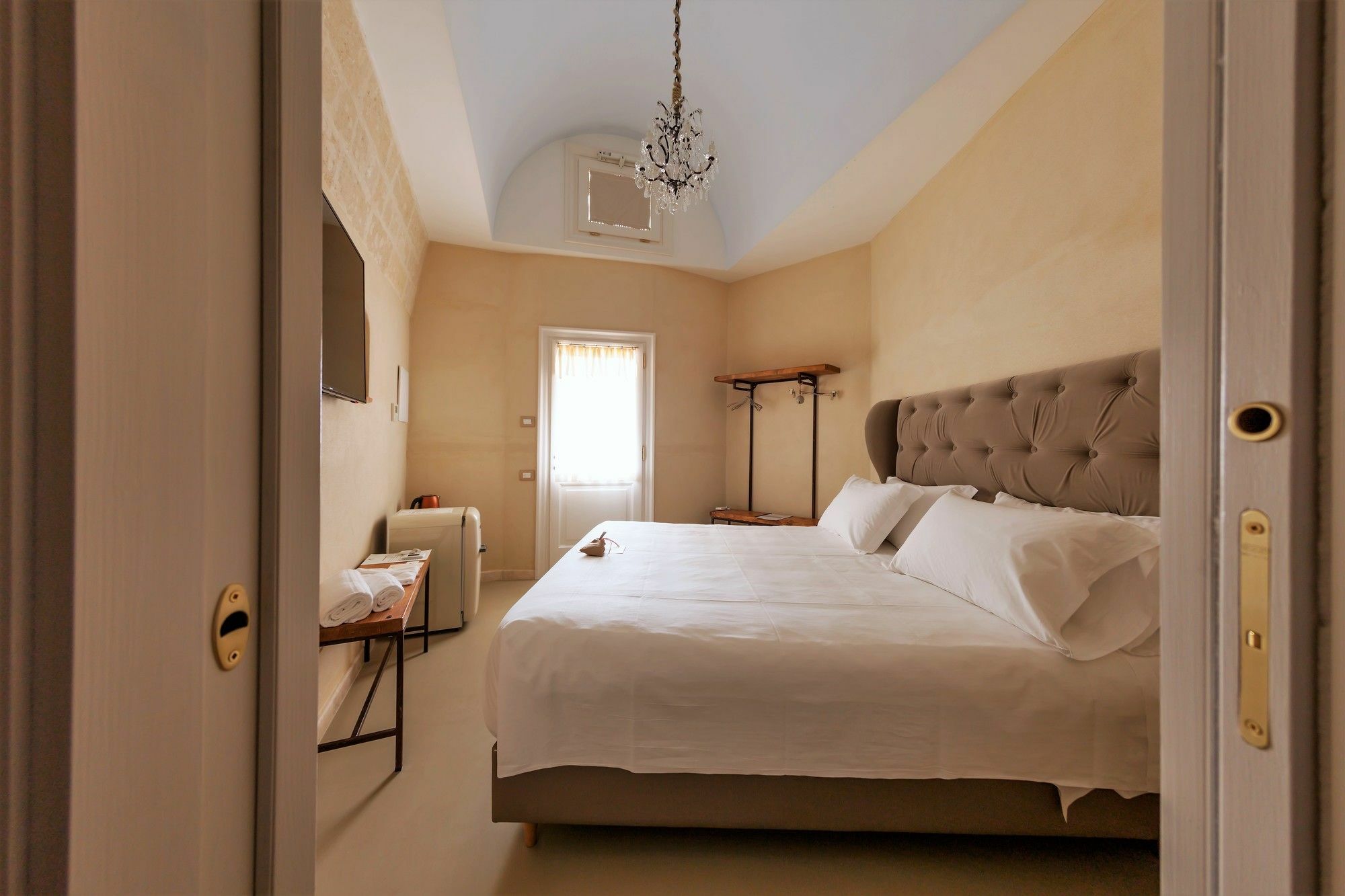 Palazzo Del Duca Hotel & Restaurant Матера Экстерьер фото